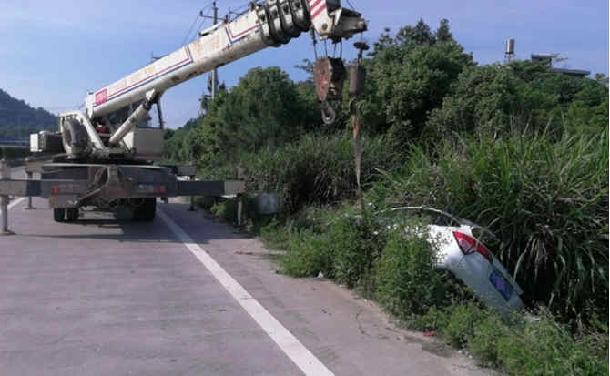 东乡重载吊车救援